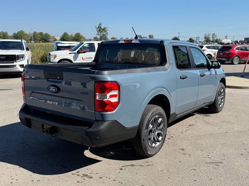 New 2025 Ford Maverick XLT w/ XLT Luxury Package image 32