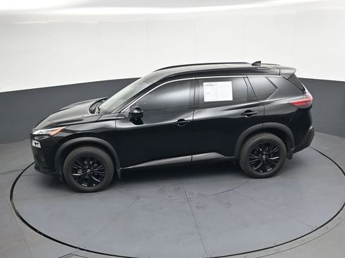 Used 2023 Nissan Rogue SV w/ SV Premium B Package FWD image 35