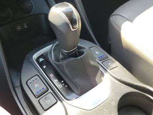 Used 2017 Hyundai Santa Fe SE w/ Ultimate Package FWD image 35