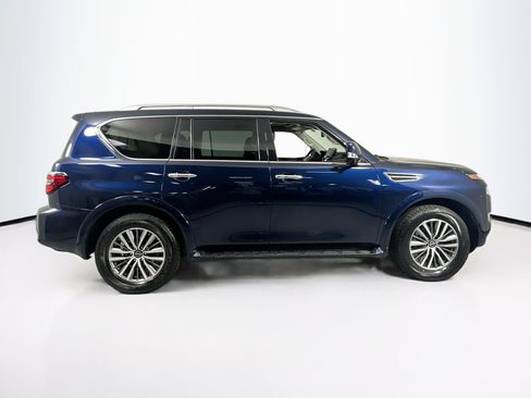 Used 2024 Nissan Armada SL image 4