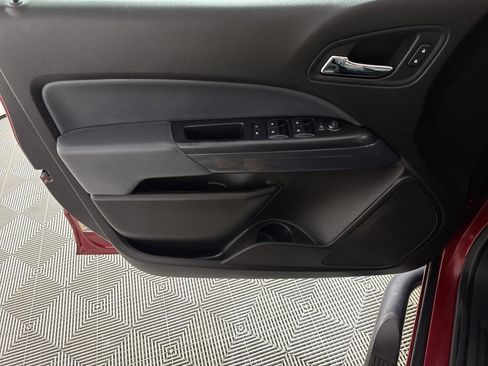 Used 2016 Chevrolet Colorado Z71 image 10