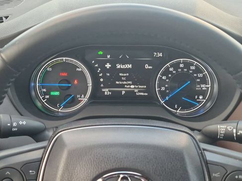 Used 2023 Toyota Venza XLE AWD/4WD image 27