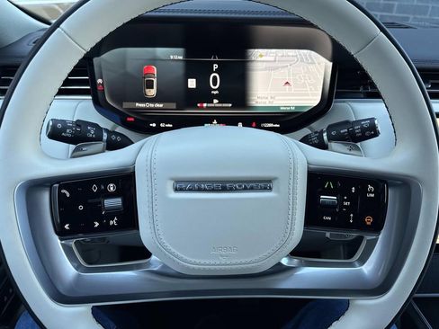 Certified 2024 Land Rover Range Rover Long Wheelbase Autobiography AWD/4WD image 28