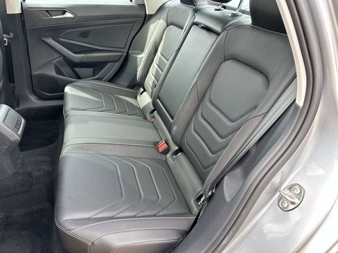 Used 2022 Volkswagen Jetta SEL image 12