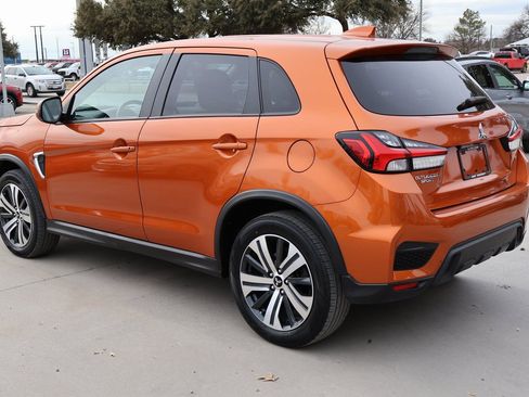 Used 2024 Mitsubishi Outlander Sport SE image 9