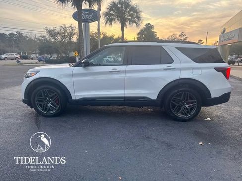 New 2026 Ford Explorer ST w/ Sun And Sound Package RWD image 5
