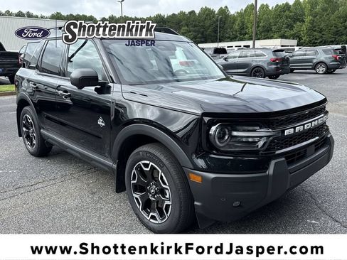 Used 2025 Ford Bronco Sport Outer Banks w/ Outer Banks Tech Package+ AWD/4WD image 1