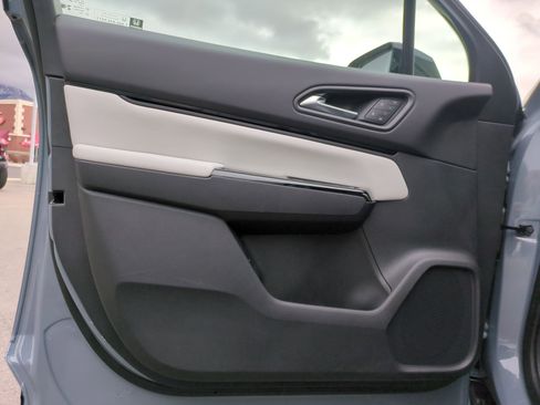 Used 2025 Honda Prologue Touring image 15