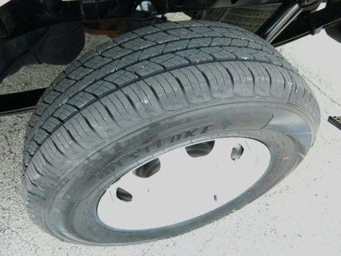 Used 2018 Ford F150 XL RWD image 10