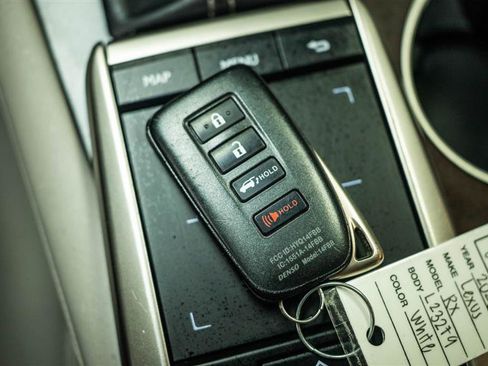 Used 2020 Lexus RX 450h AWD w/ Premium Package image 24