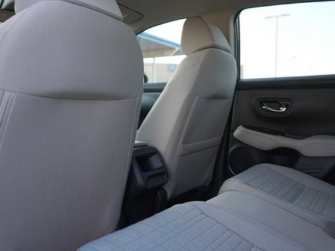 New 2026 Honda HR-V LX image 12