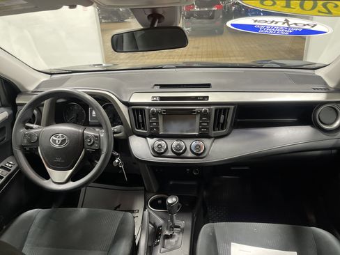 Used 2018 Toyota RAV4 LE w/ All Weather Liner Package image 23