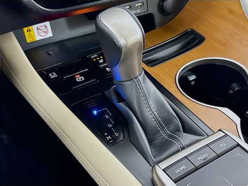 Certified 2022 Lexus RX 350 FWD w/ Premium Package image 16