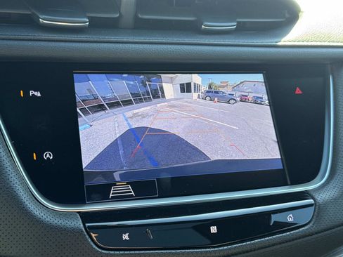 Used 2020 Cadillac XT5 Premium Luxury image 30