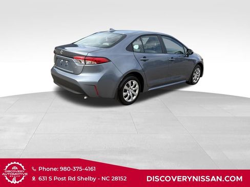 Used 2026 Toyota Corolla LE image 6