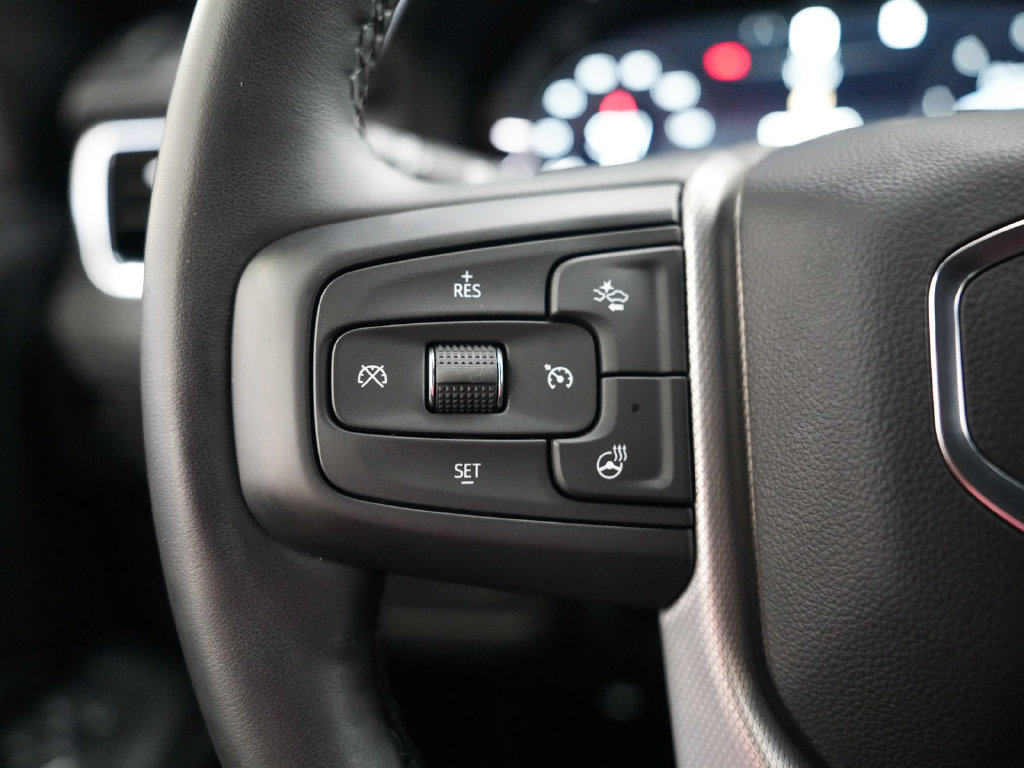 Used 2023 GMC Yukon Denali AWD/4WD image 24
