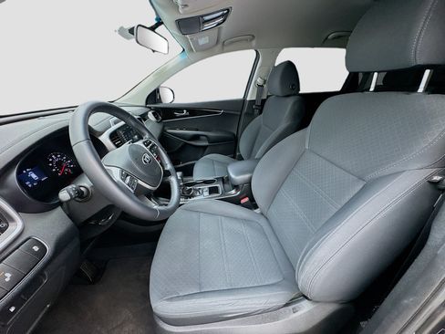 Used 2020 Kia Sorento S FWD image 13