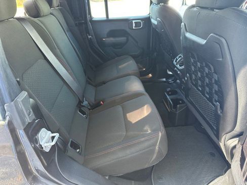 Used 2022 Jeep Gladiator Rubicon w/ Trailer Tow Package image 19