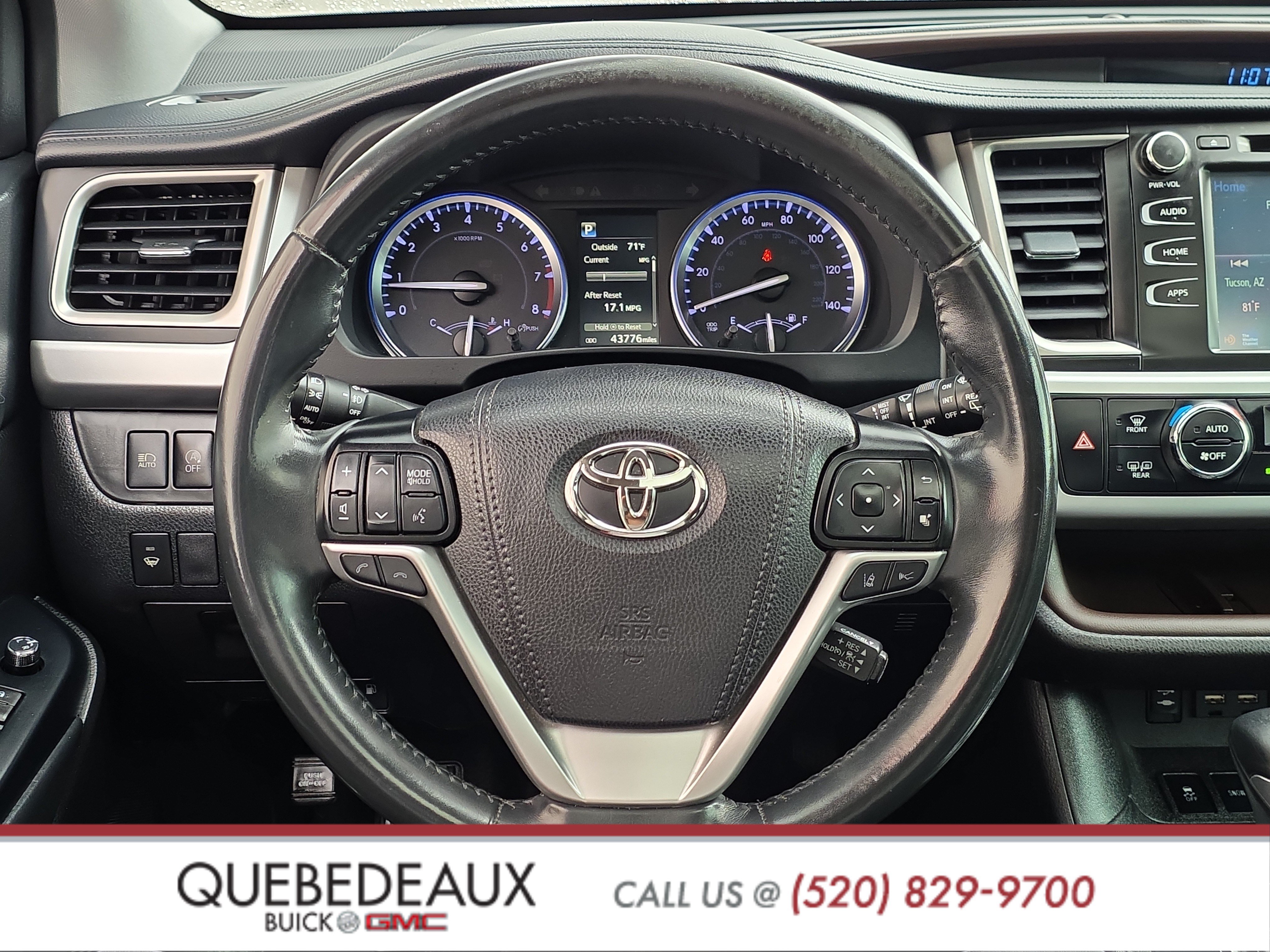 Used 2019 Toyota Highlander XLE FWD image 14