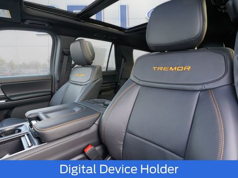 New 2026 Ford Expedition Tremor image 10