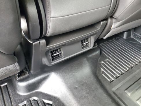 Used 2023 GMC Sierra 3500 Pro w/ Convenience Package image 11