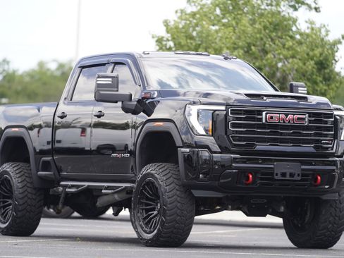 Used 2026 GMC Sierra 2500 AT4 AWD/4WD image 40