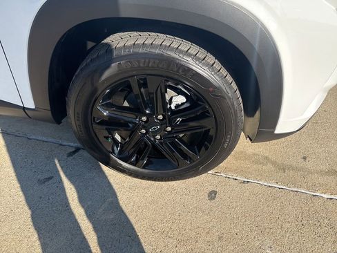 New 2026 Chevrolet Trax ACTIV w/ Driver Confidence Package image 2