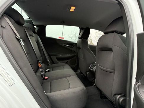 Used 2023 Chevrolet Malibu LT FWD image 10