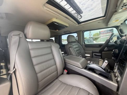 Used 2003 HUMMER H2 w/ Preferred Equipment Group AWD/4WD image 24