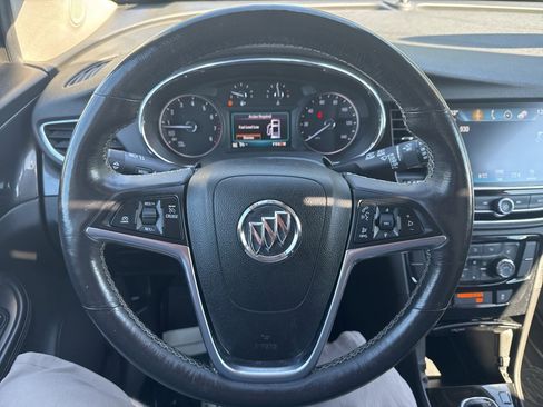 Used 2019 Buick Encore Essence image 21