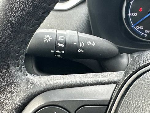 Used 2025 Toyota RAV4 XLE Premium w/ Weather Package AWD/4WD image 25