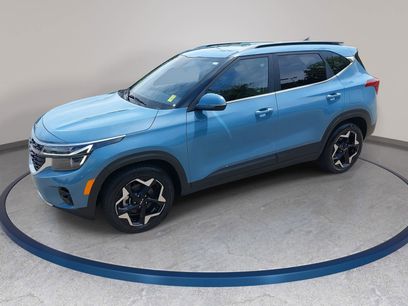 Used 2024 Kia Seltos EX