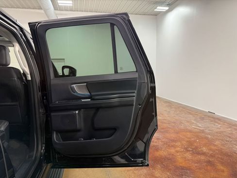 Used 2025 Ford Expedition Max Platinum AWD/4WD image 64