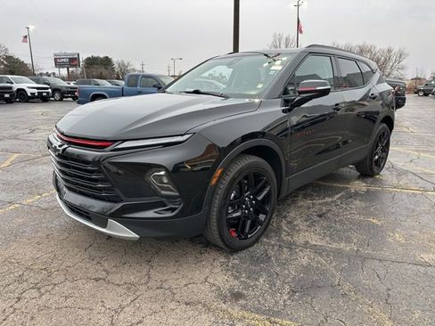 Used 2023 Chevrolet Blazer LT image 18