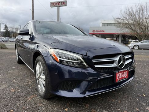 Used 2021 Mercedes-Benz C 300 C 300 image 3