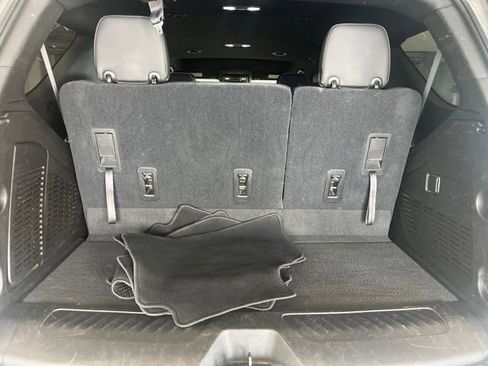 Certified 2021 GMC Yukon SLT AWD/4WD image 8