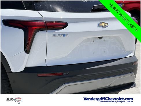 New 2026 Chevrolet Blazer EV LT w/ Super Cruise Package FWD image 6
