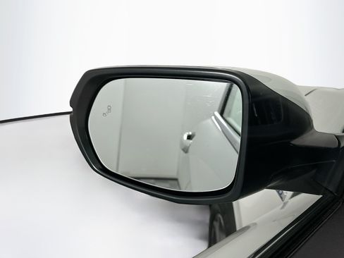 Used 2022 Honda CR-V EX-L image 16