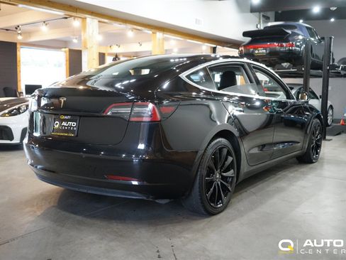 Used 2018 Tesla Model 3 Long Range image 4