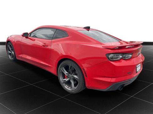 Used 2019 Chevrolet Camaro SS image 3