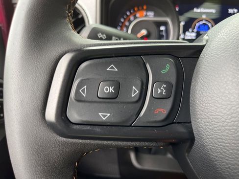 Used 2024 Jeep Wrangler Unlimited Sport AWD/4WD image 27