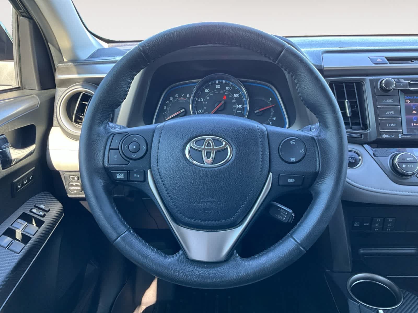 Used 2015 Toyota RAV4 Limited AWD/4WD image 12