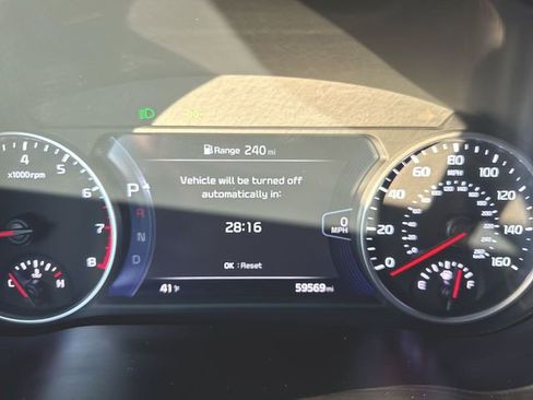 Used 2022 Kia Seltos SX w/ Sunroof Package image 12