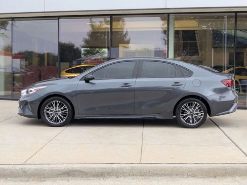 Used 2024 Kia Forte GT-Line image 2