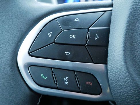 New 2026 Chrysler Pacifica Select image 15