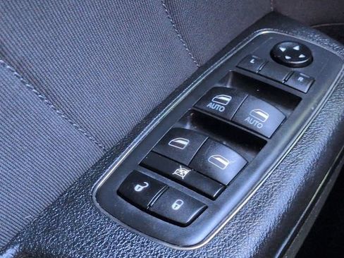 Used 2019 Dodge Charger R/T w/ Driver Confidence Group RWD image 22