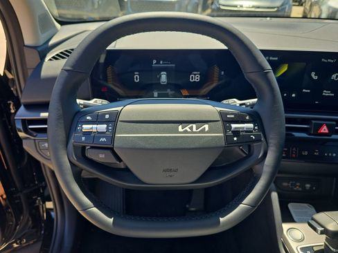New 2026 Kia Sportage EX FWD image 30