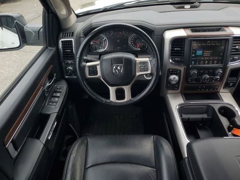 Used 2016 RAM 1500 Laramie w/ Convenience Group AWD/4WD image 21