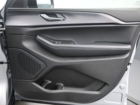 New 2026 Jeep Grand Cherokee L 4WD image 22