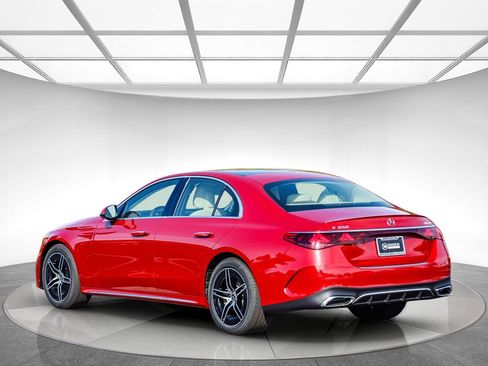 New 2026 Mercedes-Benz E 350 4MATIC Sedan image 2